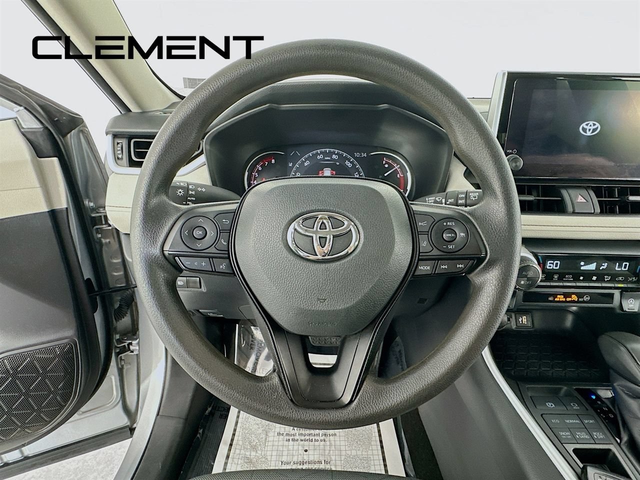 Used 2024 Toyota RAV4 XLE AWD/4WD image 15