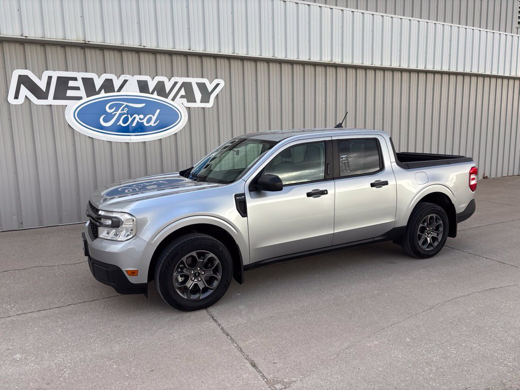 Certified 2022 Ford Maverick XLT w/ Equipment Group 300A Standard