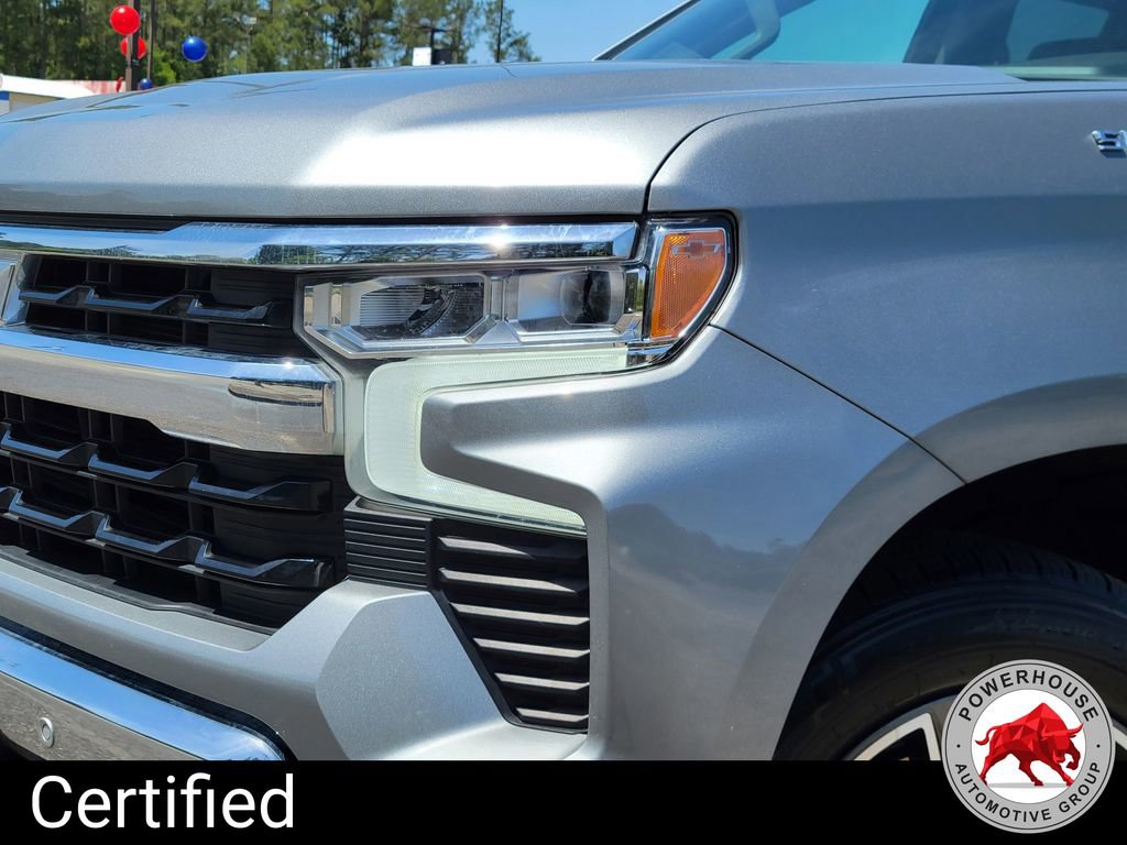 Used 2025 Chevrolet Silverado 1500 LT w/ Safety Package RWD image 11