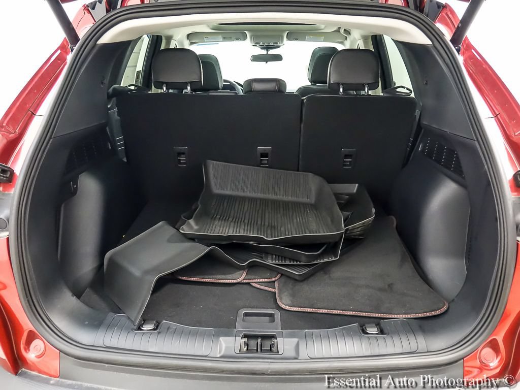 Certified 2022 Ford Escape SEL w/ SEL Stealth AWD Package image 23