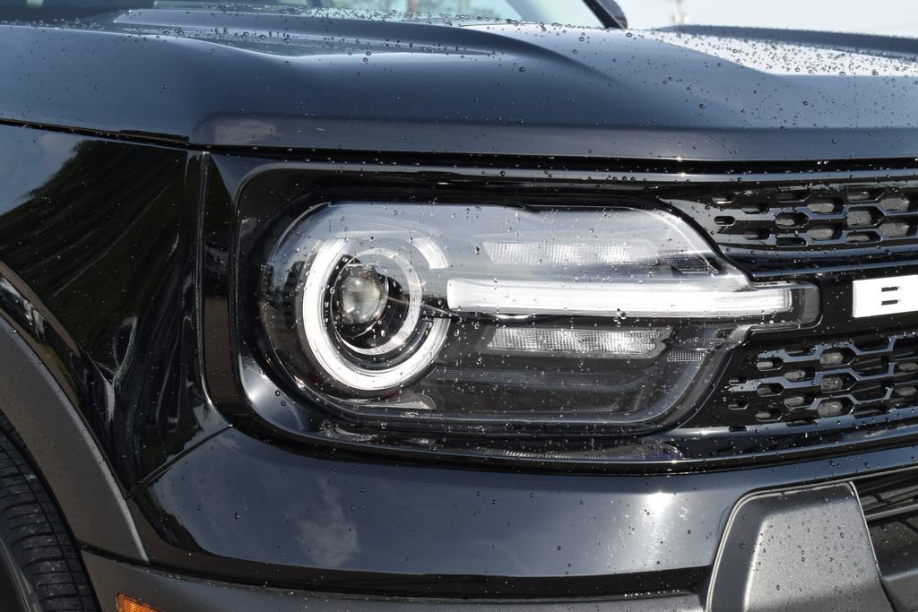 Certified 2025 Ford Bronco Sport Outer Banks w/ Outer Banks Tech Package+ AWD/4WD image 4