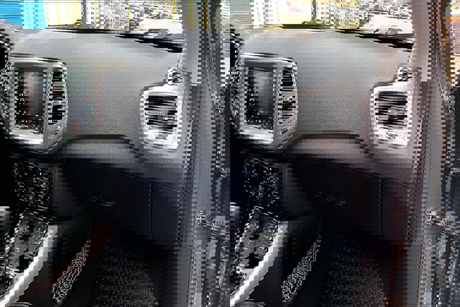 Used 2018 Jeep Compass Latitude w/ Popular Equipment Group image 21