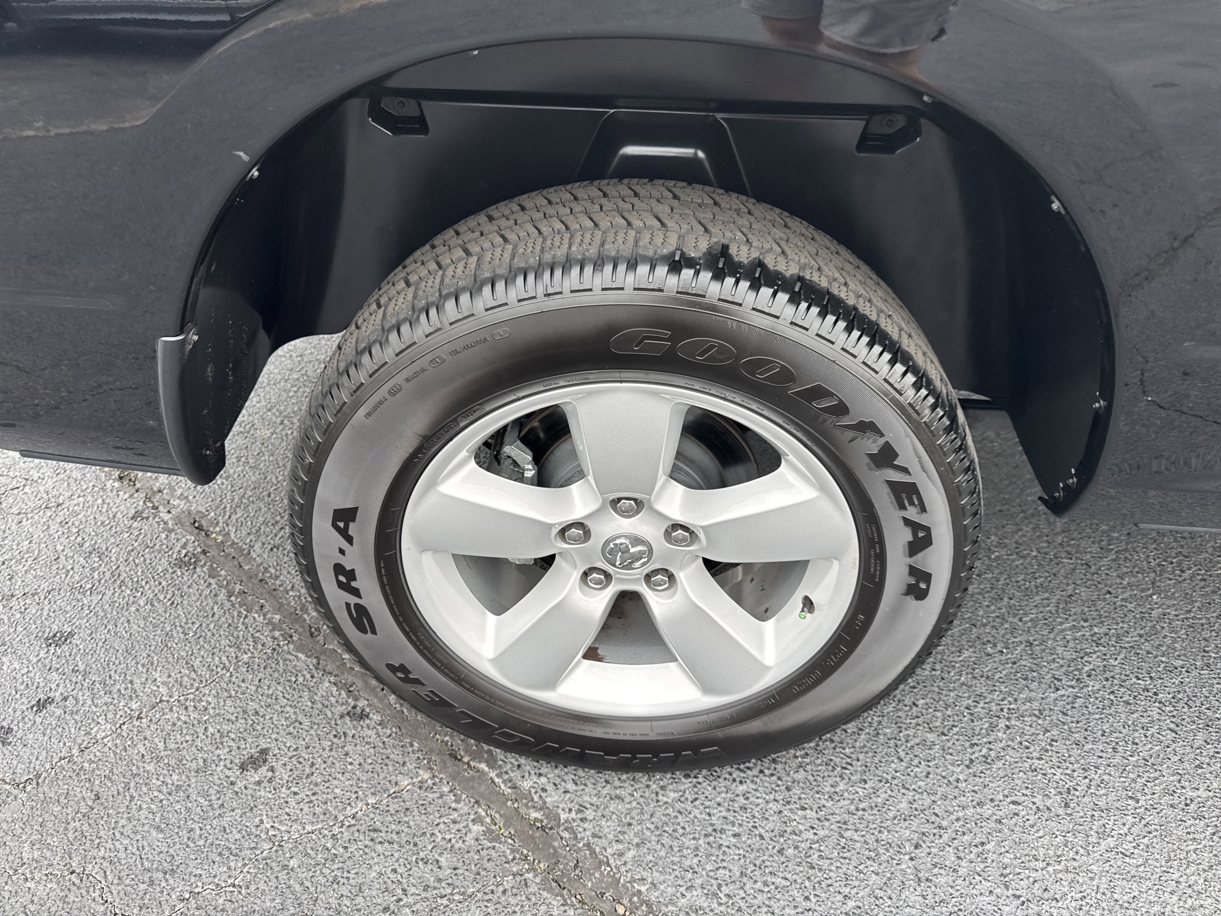 Used 2024 RAM 1500 Tradesman w/ Tradesman SXT Package image 17