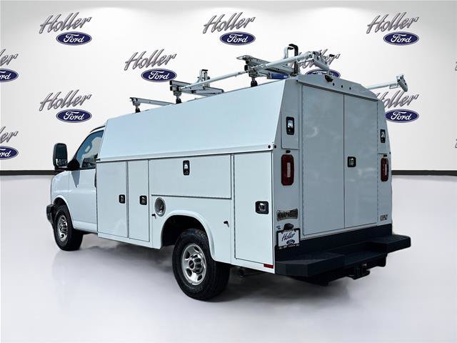 Used 2023 GMC Savana 3500 w/ Power Convenience Package RWD image 6