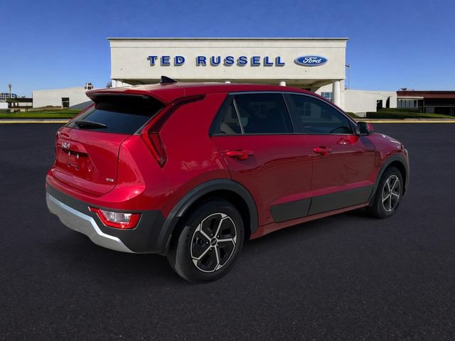 Used 2023 Kia Niro LX FWD image 28