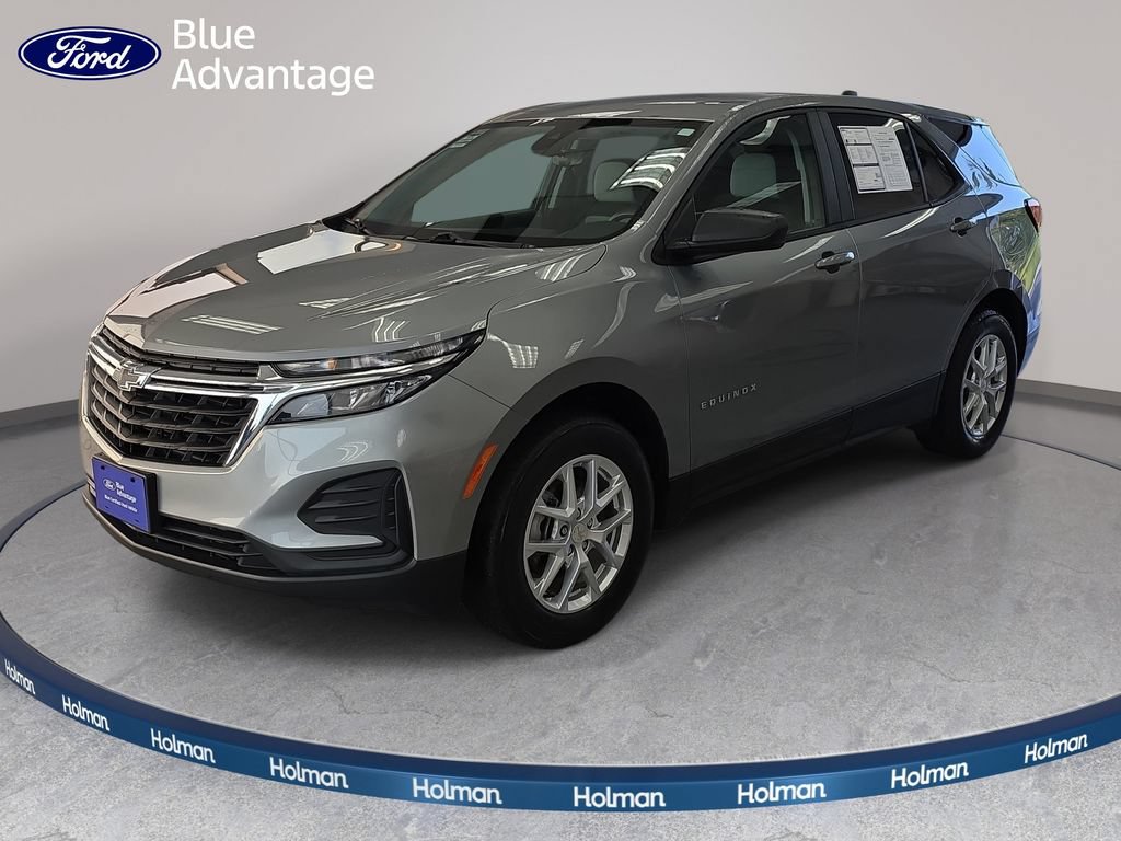 Used 2023 Chevrolet Equinox LS w/ LS Convenience Package AWD/4WD image 1