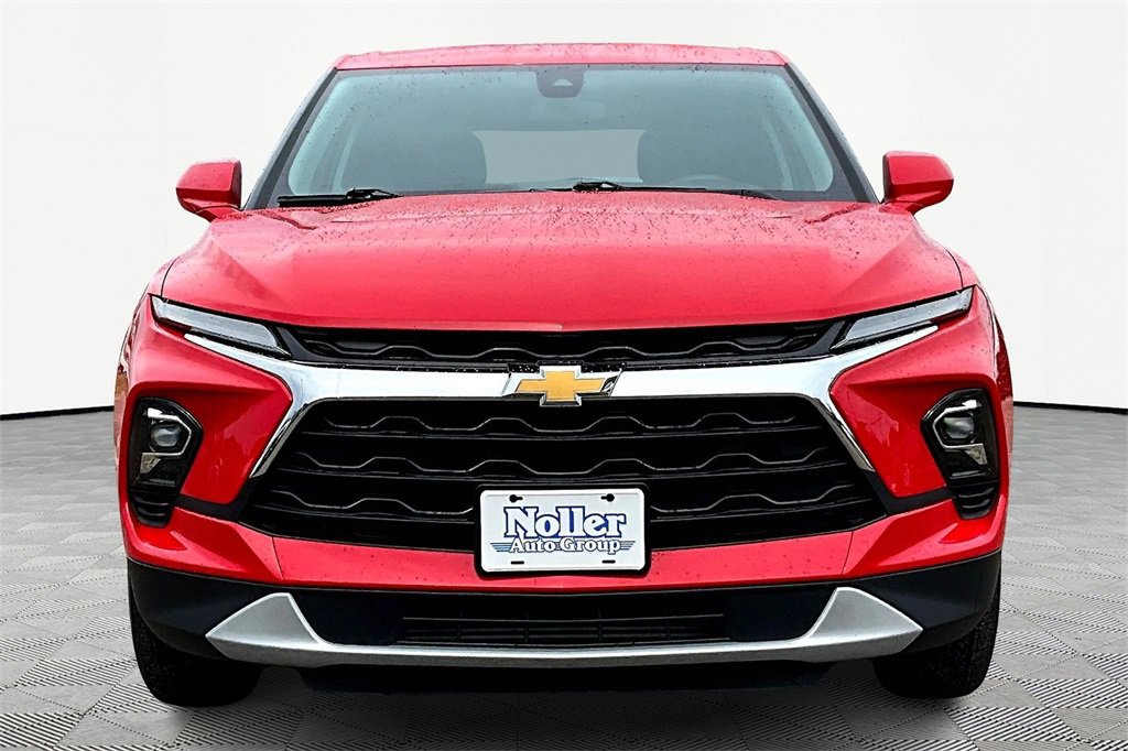 Used 2023 Chevrolet Blazer LT image 6