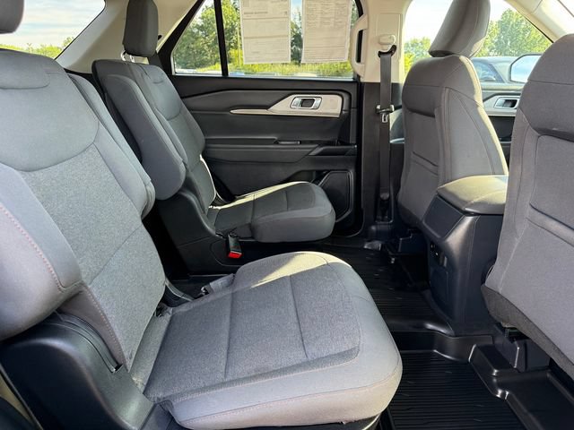 Certified 2025 Ford Explorer Active AWD/4WD image 23