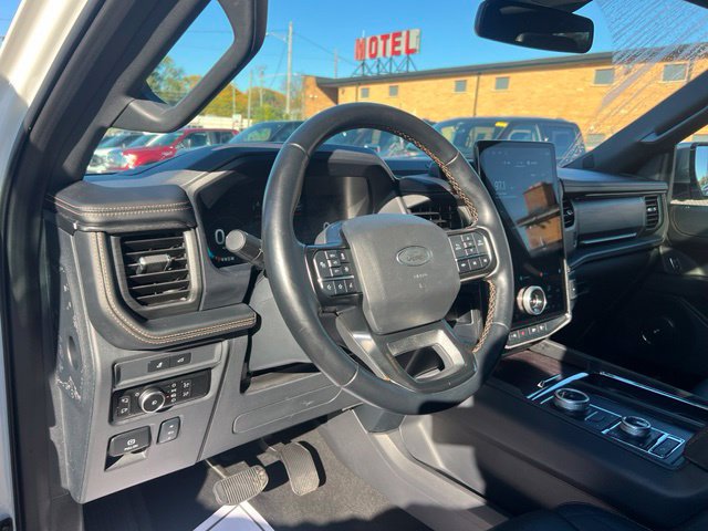 Certified 2024 Ford Expedition Max Platinum AWD/4WD image 7