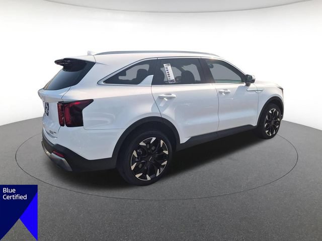 Used 2025 Kia Sorento EX AWD/4WD image 3