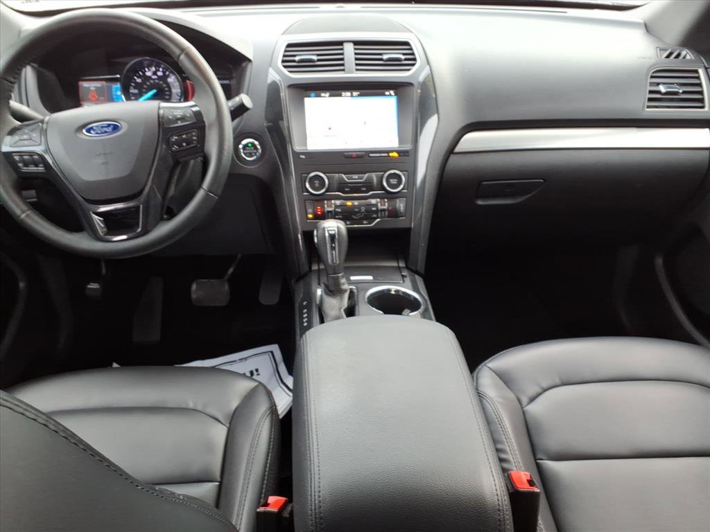 Certified 2019 Ford Explorer XLT w/ Equipment Group 202A image 14