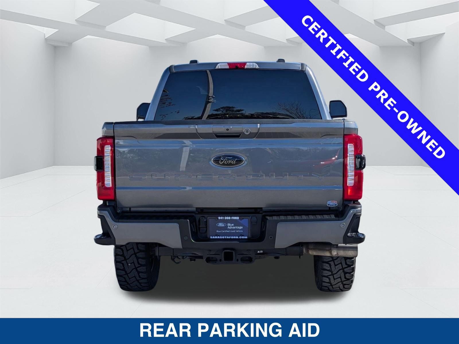 Certified 2025 Ford F250 Lariat w/ Black Appearance Package image 3