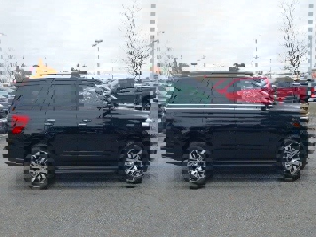Certified 2024 Ford Expedition Limited image 9
