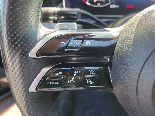 Used 2024 Mercedes-Benz C 300 Sedan image 10