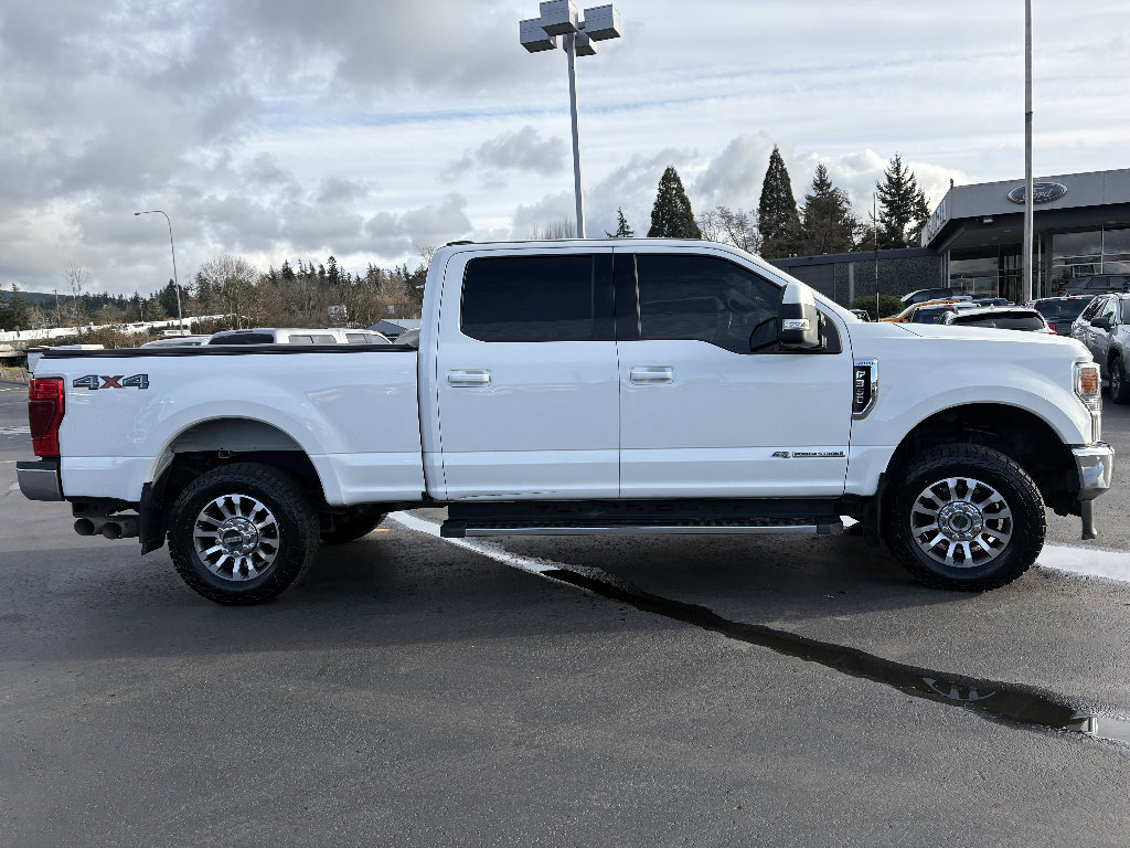 Certified 2022 Ford F350 Lariat w/ Camper Package image 2