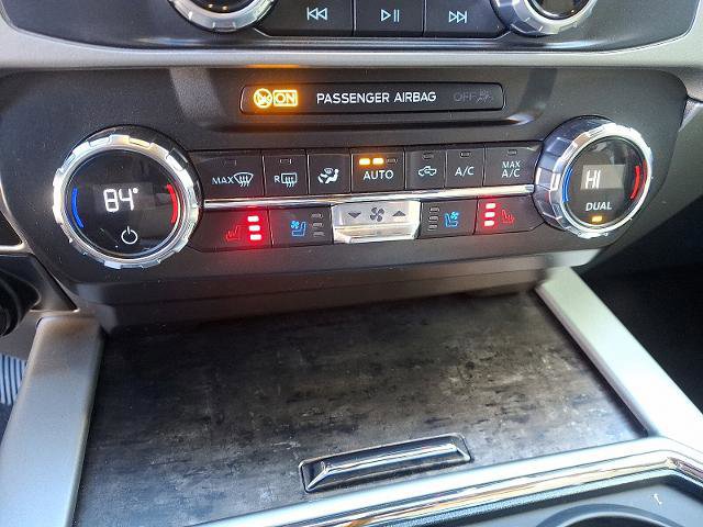 Certified 2022 Ford F350 Lariat w/ Lariat Ultimate Package image 17