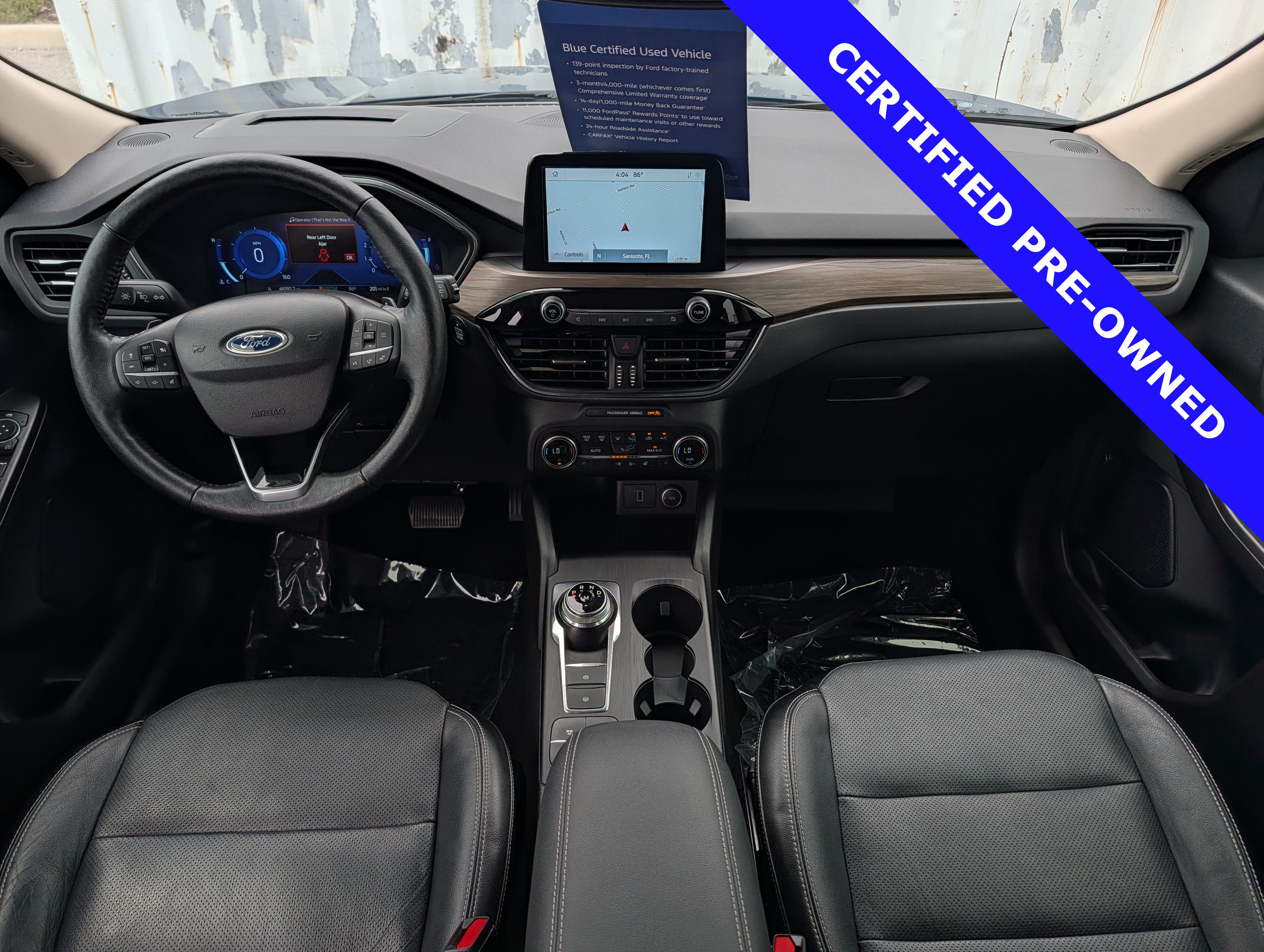Certified 2020 Ford Escape Titanium AWD/4WD image 17