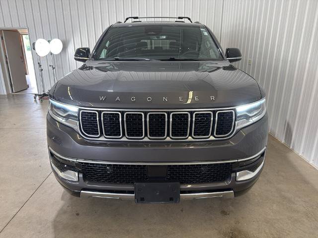 Used 2023 Jeep Wagoneer L Series III w/ Premium Group I AWD/4WD image 21
