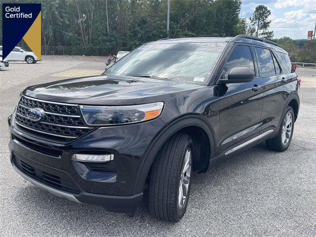 Certified 2022 Ford Explorer XLT w/ Equipment Group 202A