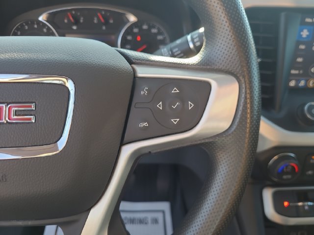 Used 2023 GMC Acadia SLE w/ Driver Convenience Package FWD image 31