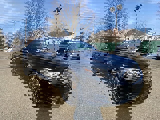 Certified 2018 Ford Taurus SEL w/ Equipment Group 201A image 3