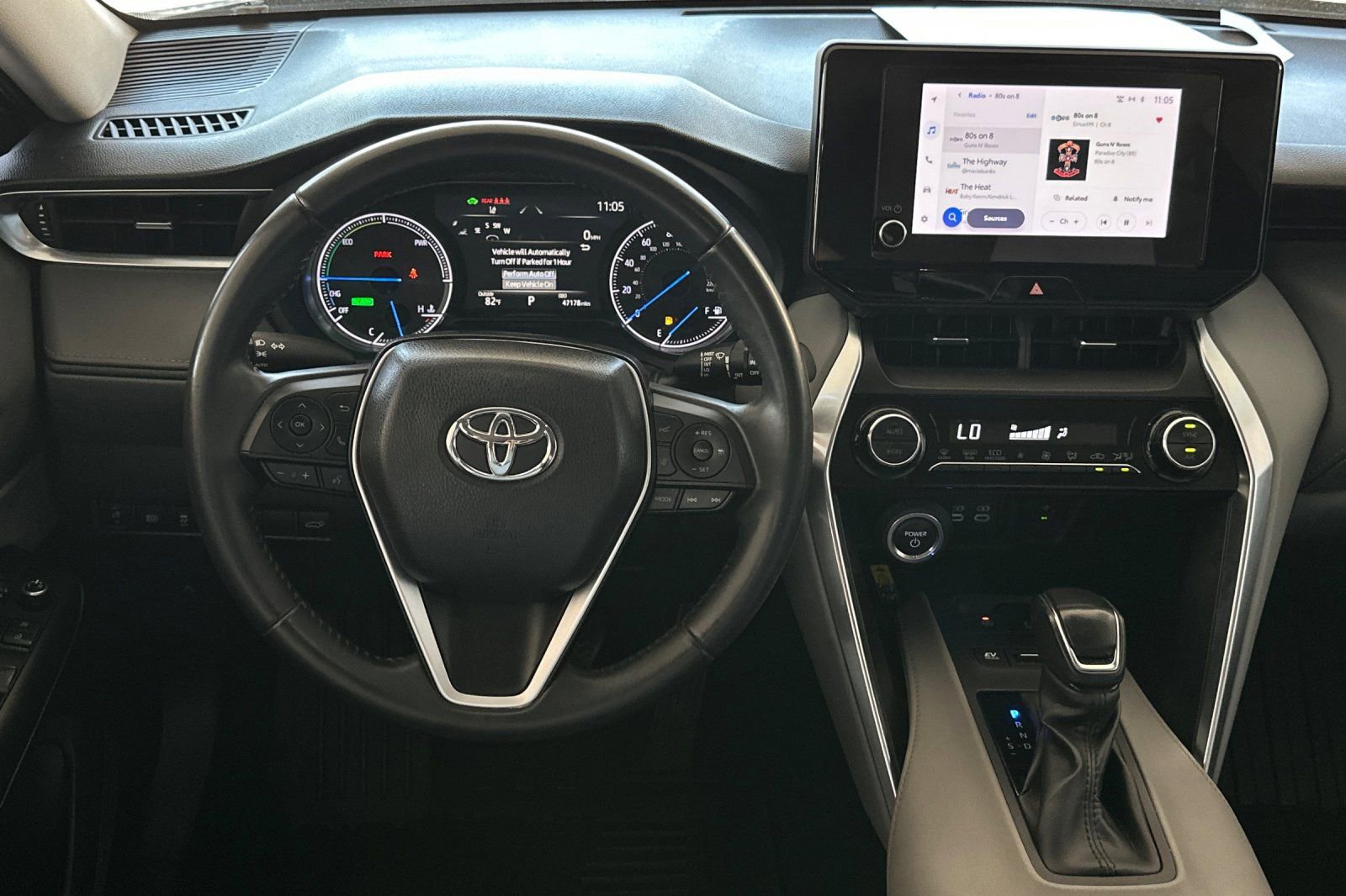Used 2023 Toyota Venza LE AWD/4WD image 13