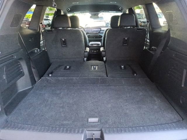 Used 2025 Buick Enclave Sport Touring FWD image 31