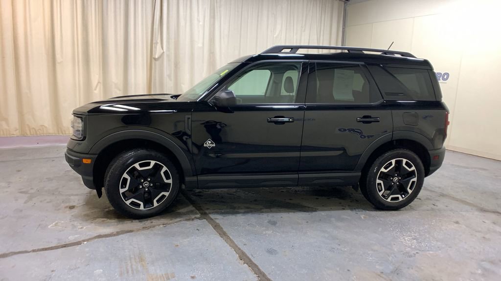 Certified 2022 Ford Bronco Sport Outer Banks w/ Tech Package image 3