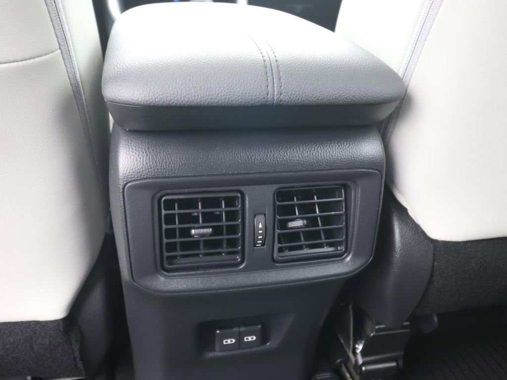 Used 2024 Toyota RAV4 Limited FWD image 14