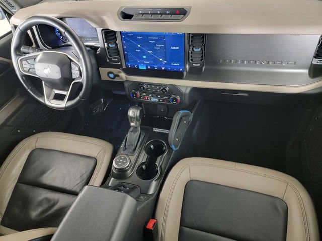 Certified 2022 Ford Bronco Wildtrak AWD/4WD image 33