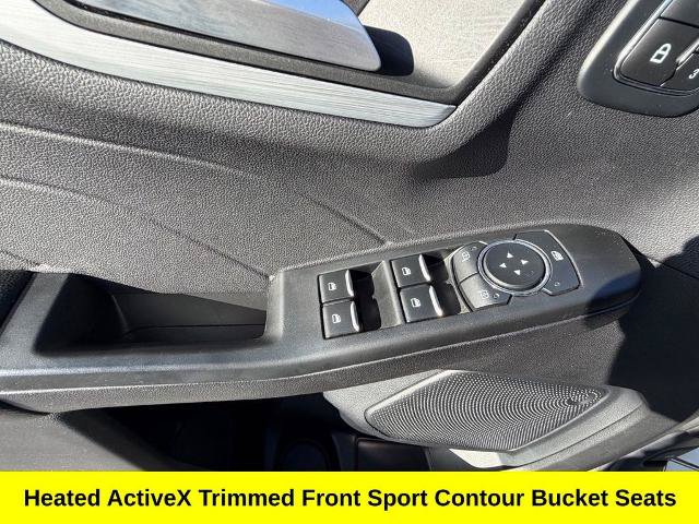 Certified 2025 Ford Escape Platinum AWD/4WD image 15