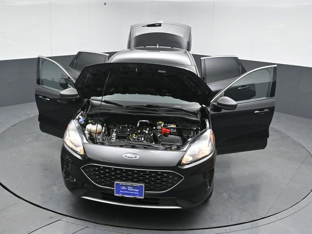 Certified 2022 Ford Escape SE w/ Cold Weather Package image 49