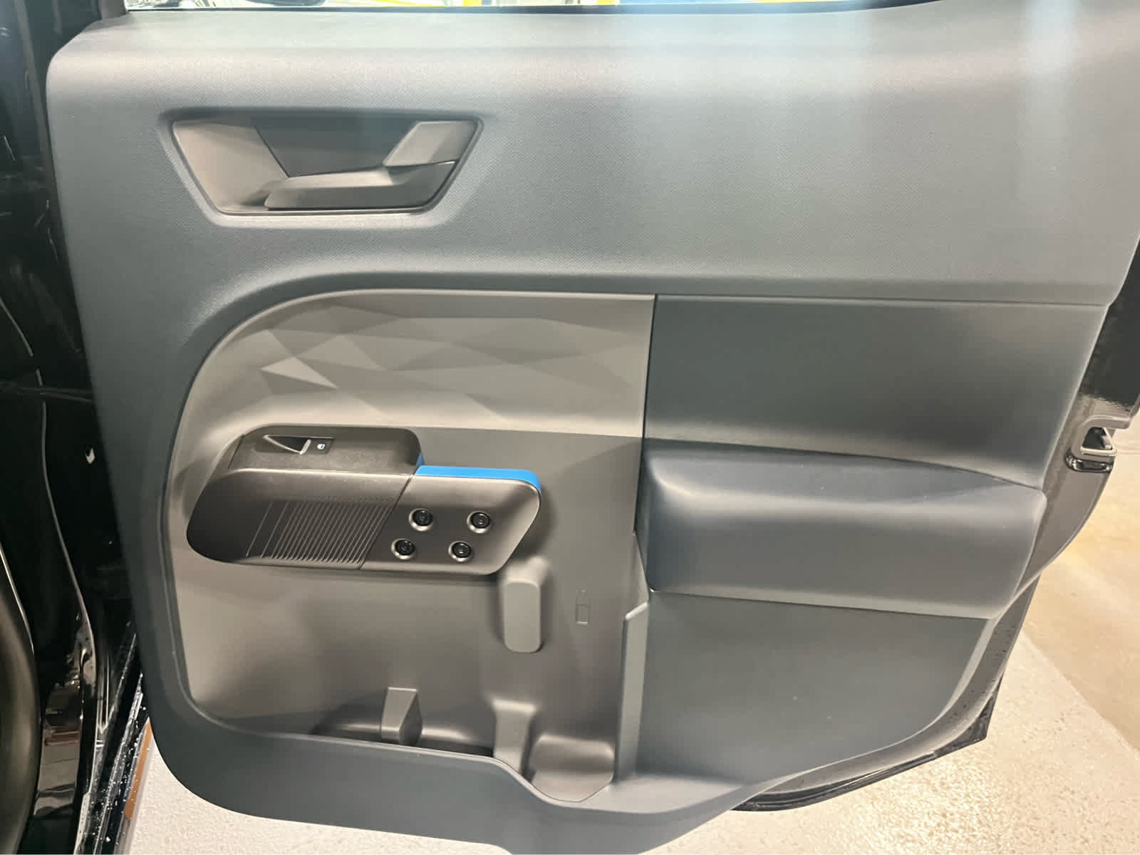 Certified 2025 Ford Maverick Lobo AWD/4WD image 55