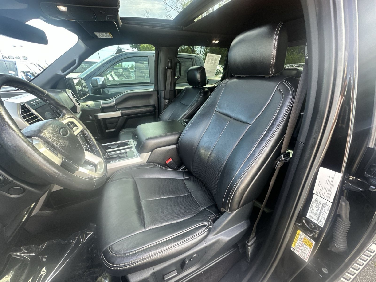Certified 2020 Ford F150 Lariat w/ Equipment Group 502A Luxury AWD/4WD image 29