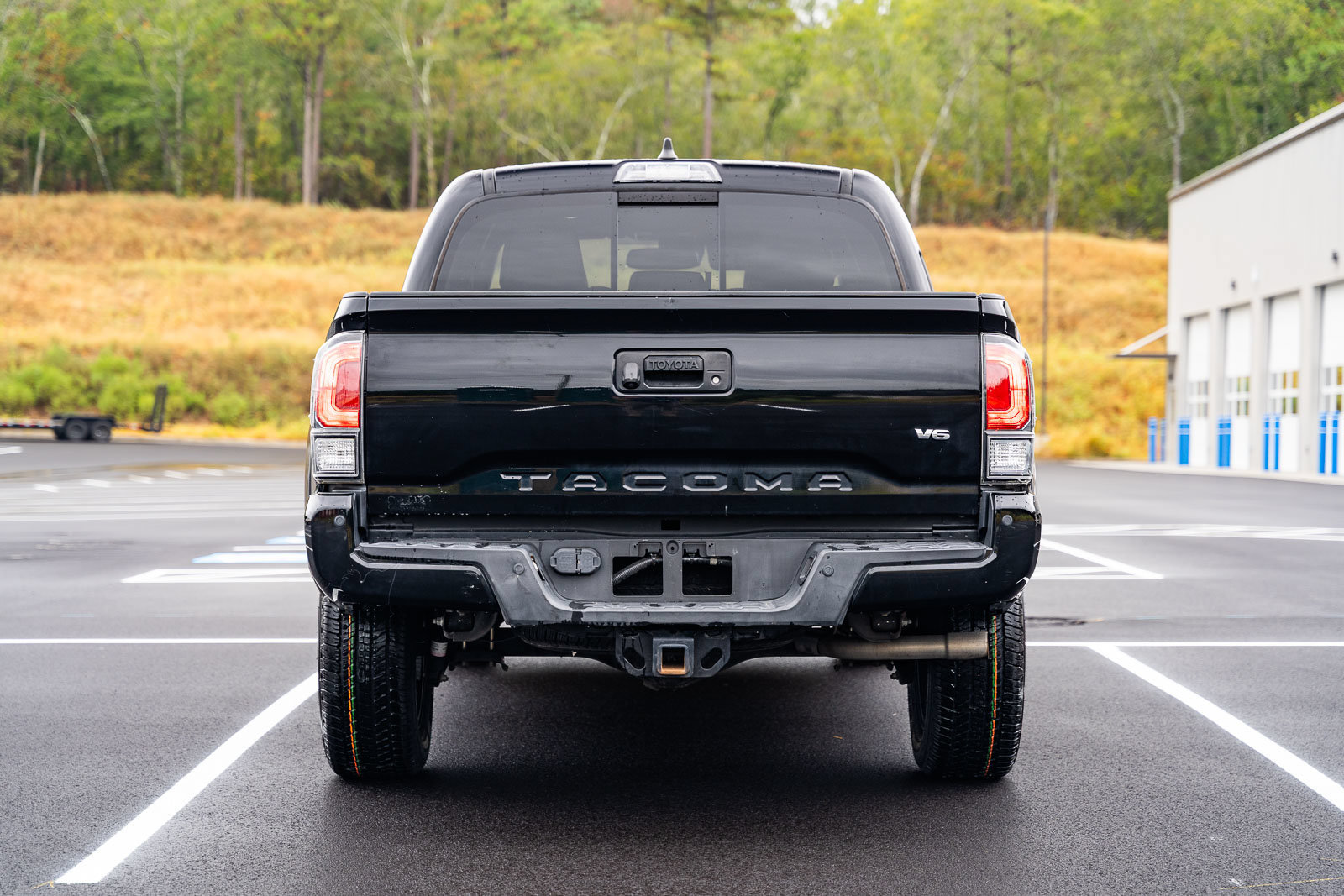 Used 2021 Toyota Tacoma Limited RWD image 6