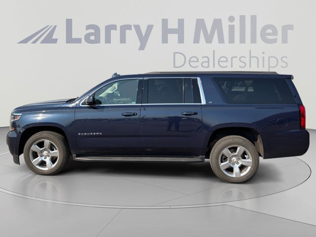 Used 2017 Chevrolet Suburban LT AWD/4WD image 2