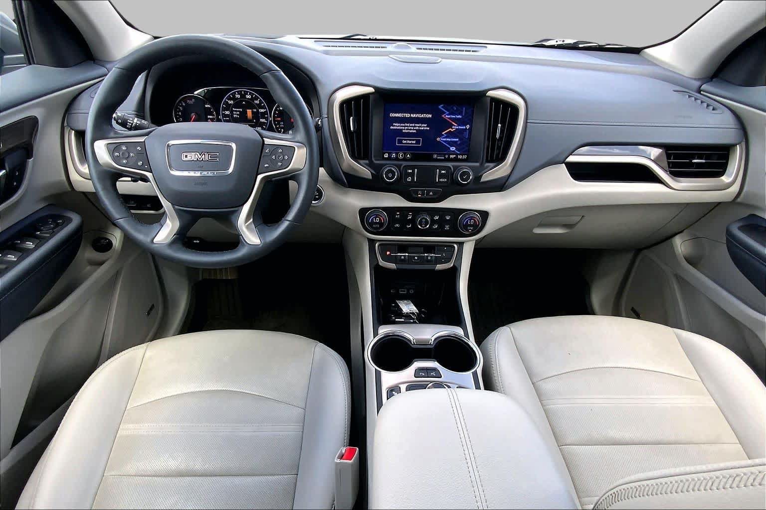Used 2024 GMC Terrain Denali w/ Denali Premium Package AWD/4WD image 16