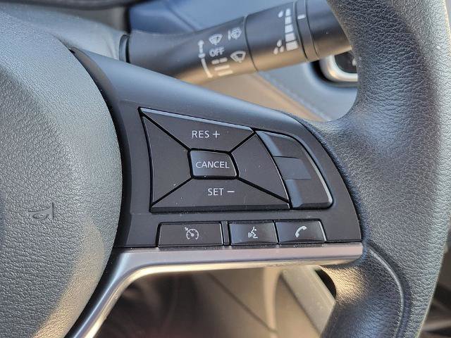 Used 2025 Nissan Versa SV image 26