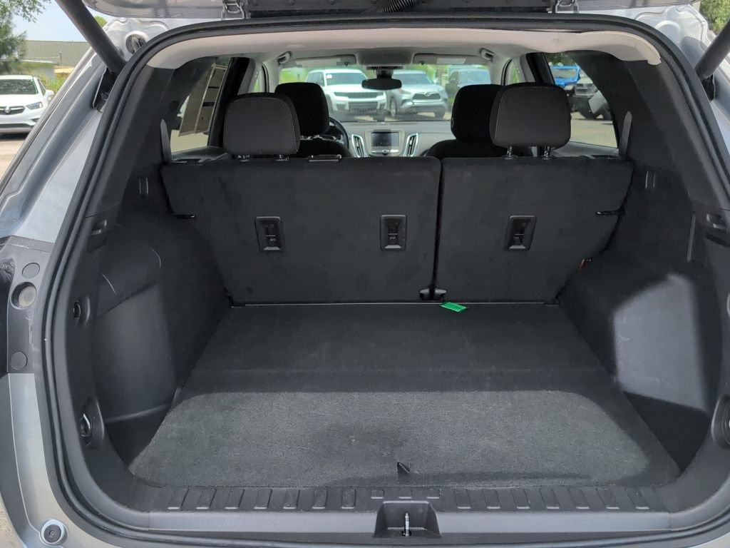 Used 2024 Chevrolet Equinox LT AWD/4WD image 12