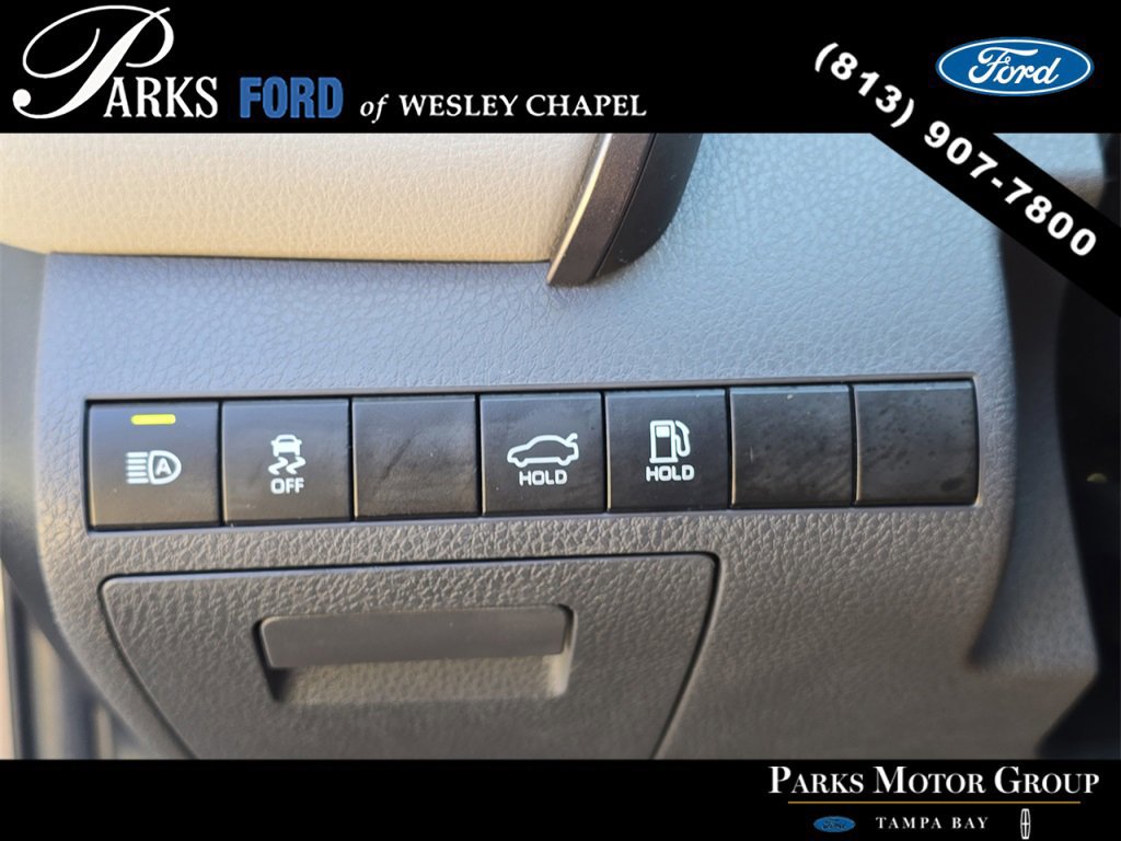 Used 2021 Toyota Camry LE image 26