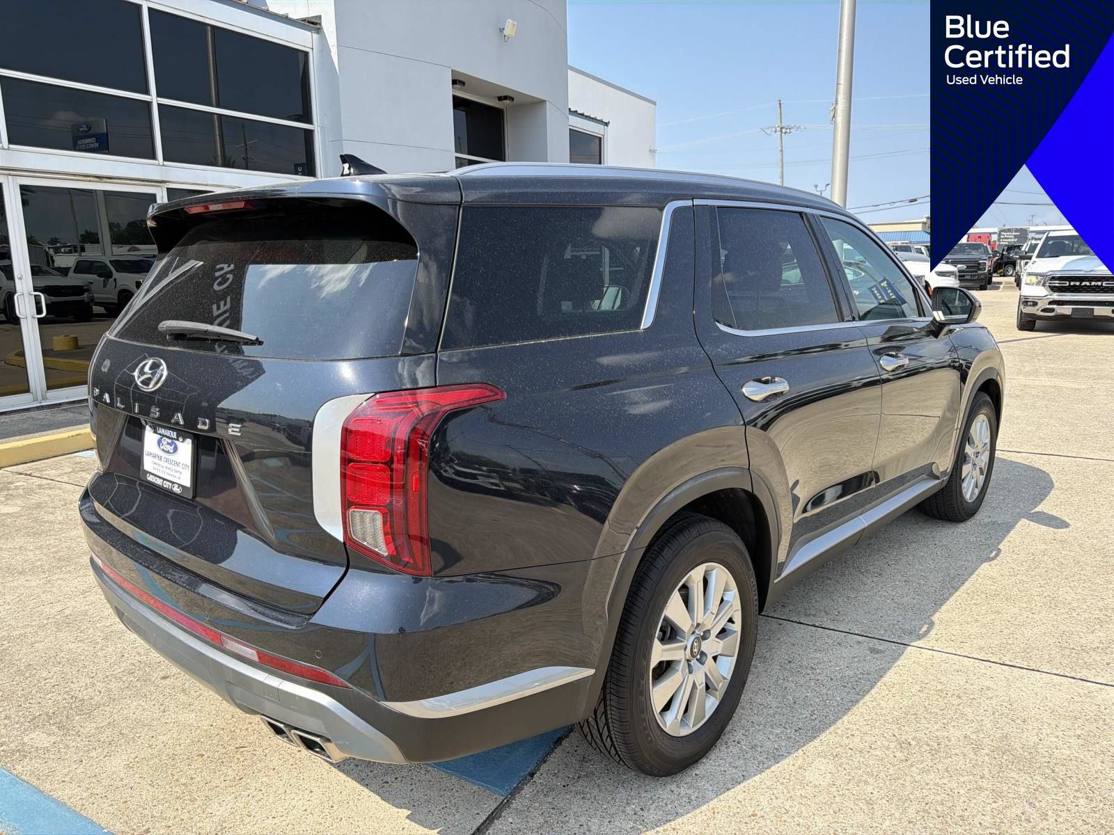 Used 2024 Hyundai Palisade SEL FWD image 11