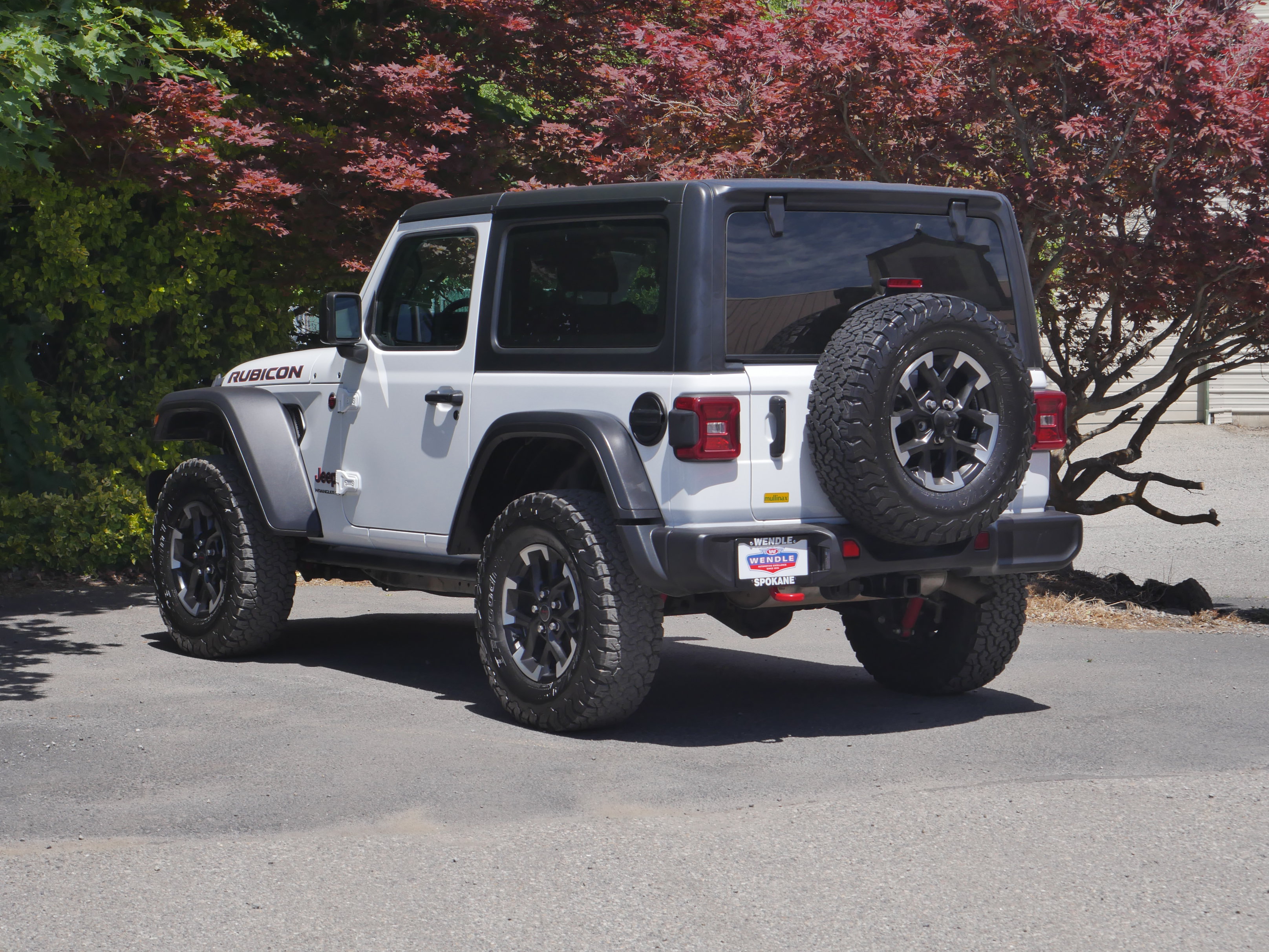 Used 2024 Jeep Wrangler Rubicon w/ Technology Group AWD/4WD image 21