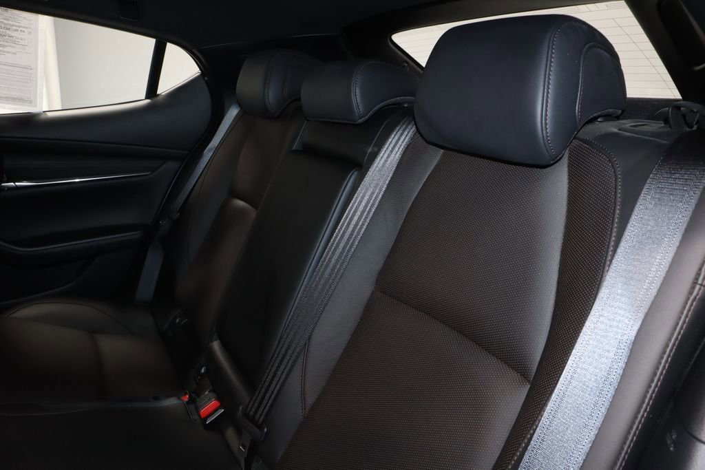 Used 2024 MAZDA MAZDA3 s image 23