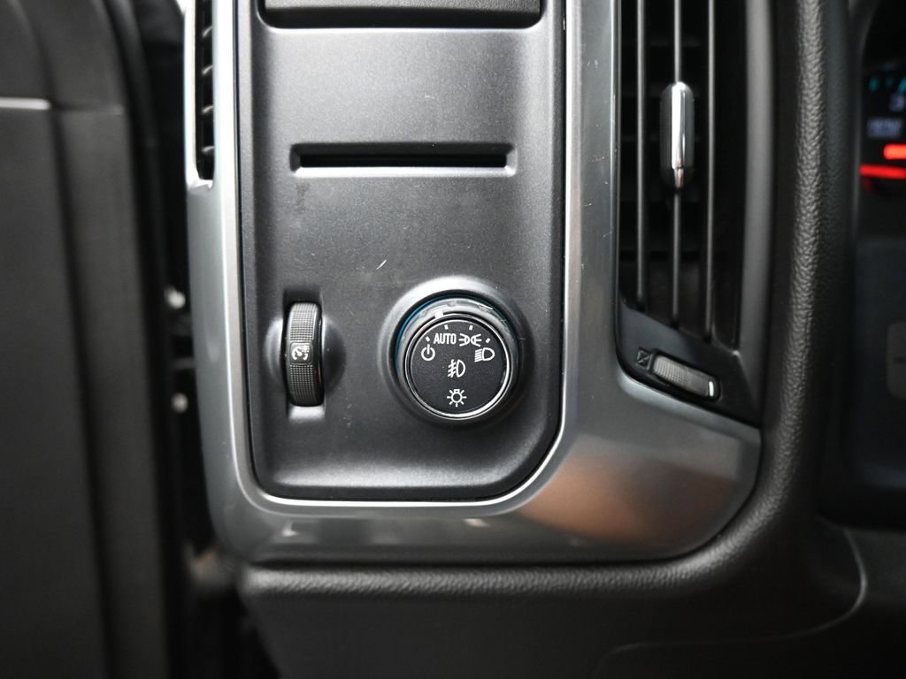 Used 2017 Chevrolet Silverado 1500 LT w/ LT Eassist Package image 14