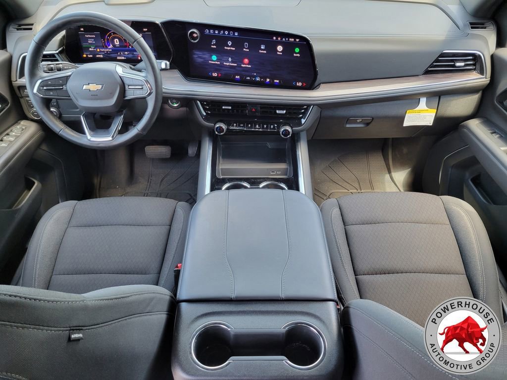 Used 2025 Chevrolet Suburban LS image 19