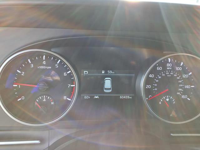 Used 2023 Kia Carnival LX image 12