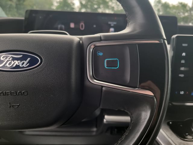 Certified 2025 Ford Expedition Max Platinum AWD/4WD image 15