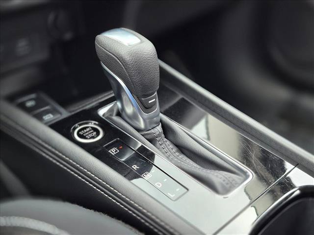 Used 2023 Nissan Kicks SV FWD image 12
