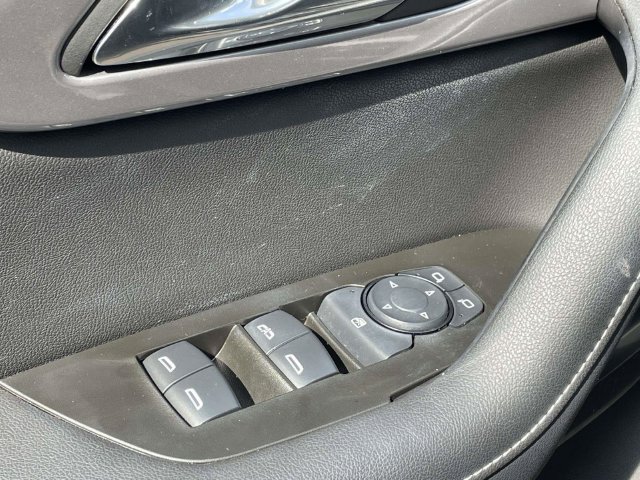 Used 2025 Chevrolet Blazer LT w/ Driver Confidence Package FWD image 12