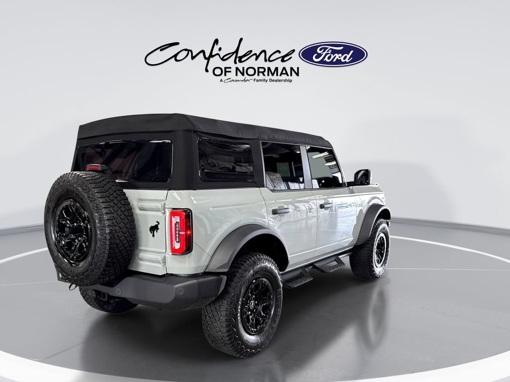 Certified 2024 Ford Bronco Wildtrak AWD/4WD image 8